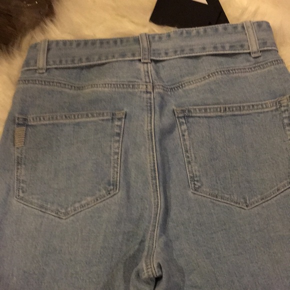 NWT Paige CARROT LEG SELFT BELT-CHEYNE 26 Blue Jeans mom fit High rise - Picture 9 of 10